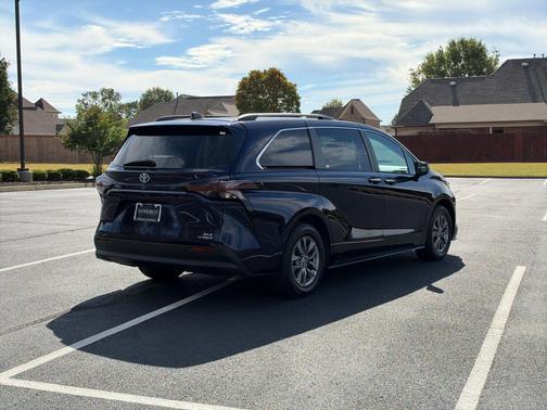 Blueprint 2024 Toyota Sienna XLE
