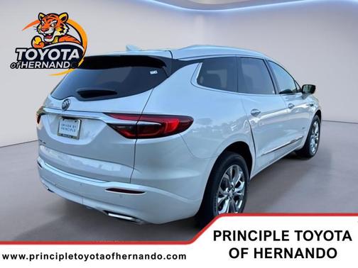 2021 Buick Enclave FWD Avenir