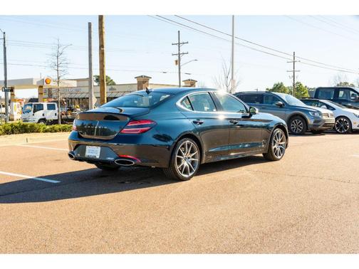 2025 Genesis G70 2.5T RWD