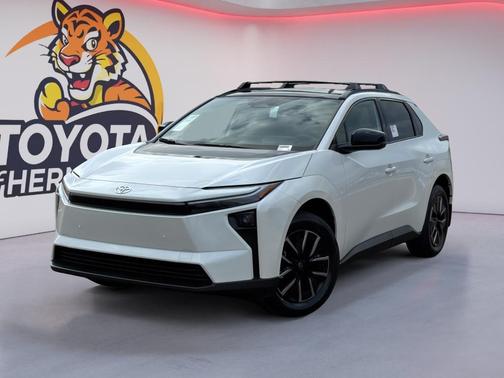 Wind Chill Pearl 2026 Toyota bZ XLE Plus