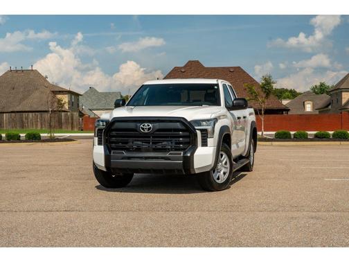 Ice Cap 2025 Toyota Tundra SR
