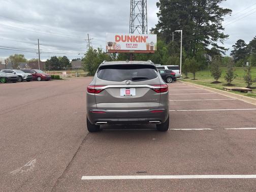 Pepperdust Metallic 2019 Buick Enclave Avenir