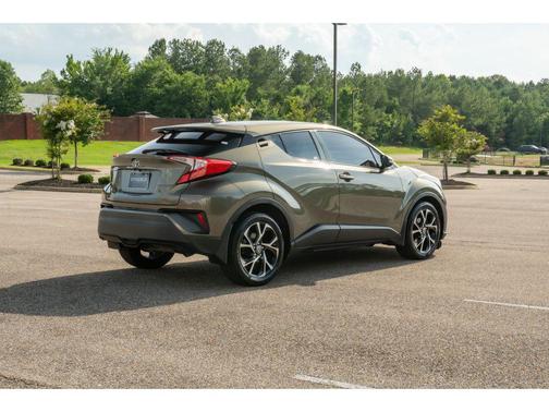 Bronze Oxide 2021 Toyota C-HR XLE