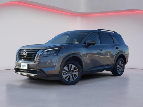 2025 Nissan Pathfinder SV 4WD