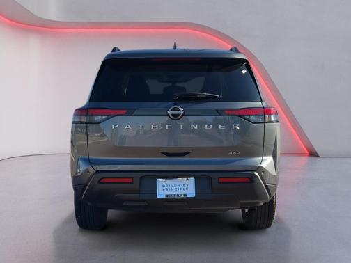 2025 Nissan Pathfinder SV 4WD