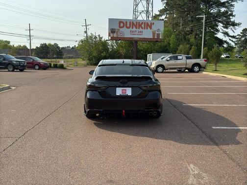 Midnight Black Metallic 2021 Toyota Camry SE