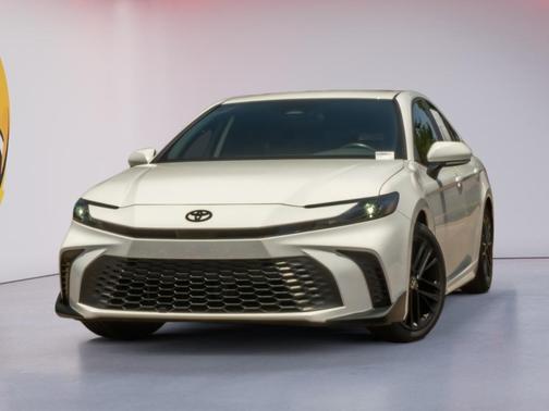 Ice Cap 2025 Toyota Camry SE