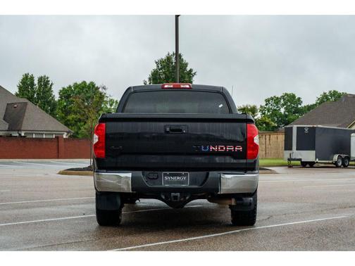 Black 2017 Toyota Tundra SR5