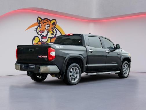 Black 2017 Toyota Tundra SR5