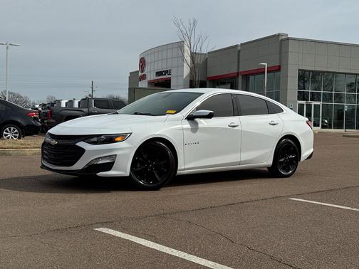 2022 Chevrolet Malibu FWD LT