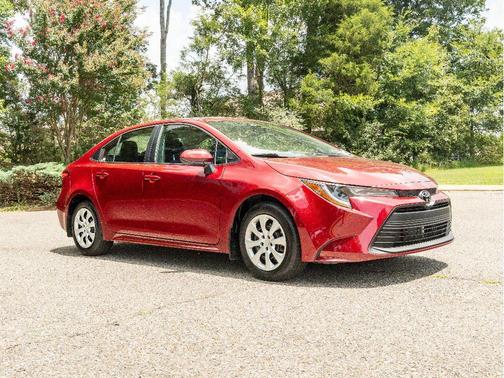 Ruby Flare Pearl 2026 Toyota Corolla LE