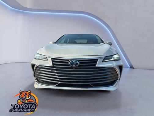 2022 Toyota Avalon Hybrid Limited