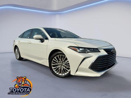2022 Toyota Avalon Hybrid Limited