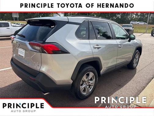 2024 Toyota RAV4 Hybrid XLE