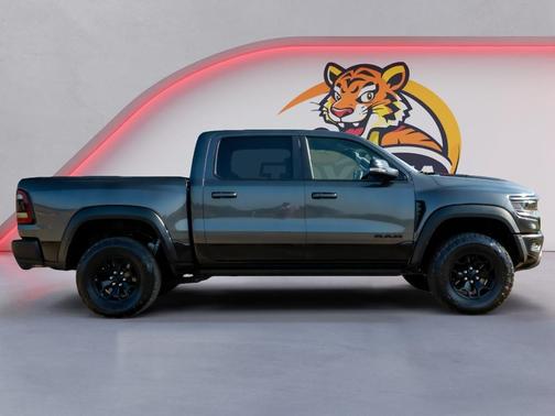 Granite Crystal Metallic Clearcoat 2022 RAM 1500 TRX
