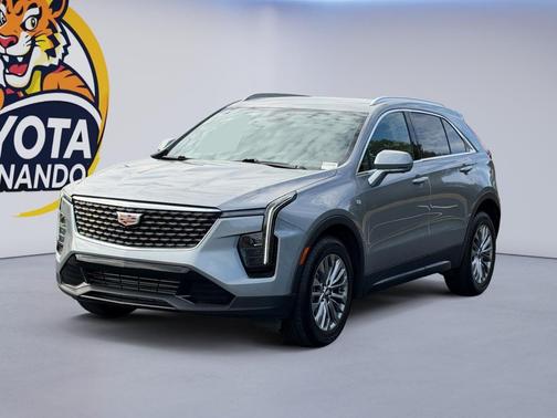 Argent Silver Metallic 2025 Cadillac XT4 Premium Luxury
