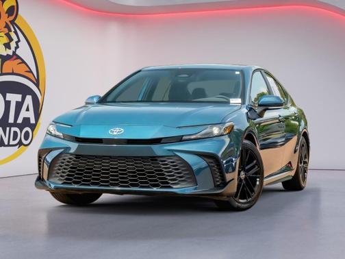 Ocean Gem 2025 Toyota Camry SE