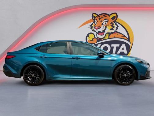 Ocean Gem 2025 Toyota Camry SE