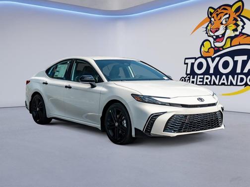 Ice Cap 2026 Toyota Camry Nightshade