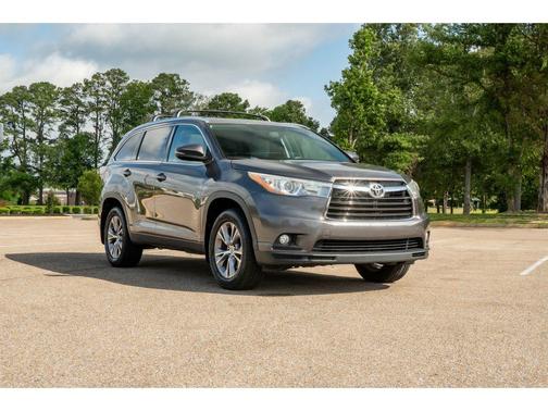 Predawn Gray Mica 2015 Toyota Highlander XLE