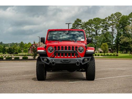 Firecracker Red Clearcoat 2020 Jeep Gladiator Rubicon