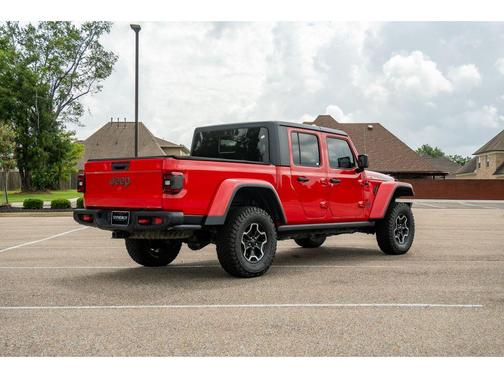 Firecracker Red Clearcoat 2020 Jeep Gladiator Rubicon