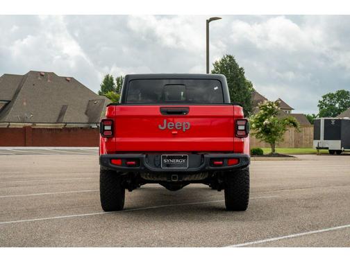 Firecracker Red Clearcoat 2020 Jeep Gladiator Rubicon