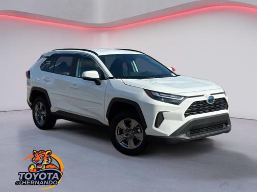 2024 Toyota RAV4 Hybrid LE
