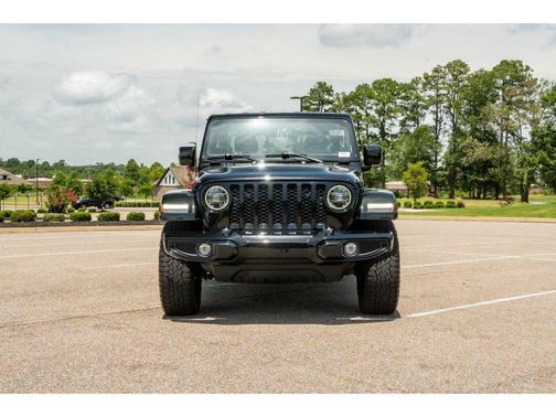 Black Clearcoat 2022 Jeep Gladiator High Altitude 4x4
