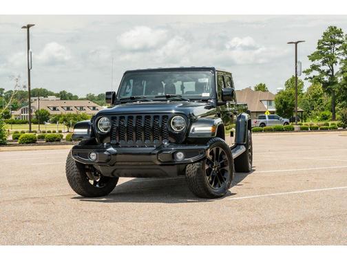 Black Clearcoat 2022 Jeep Gladiator High Altitude 4x4