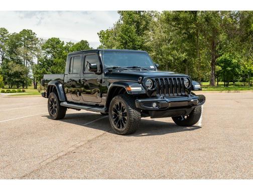 Black Clearcoat 2022 Jeep Gladiator High Altitude 4x4