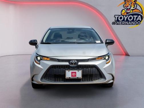 Classic Silver Metallic 2022 Toyota Corolla LE