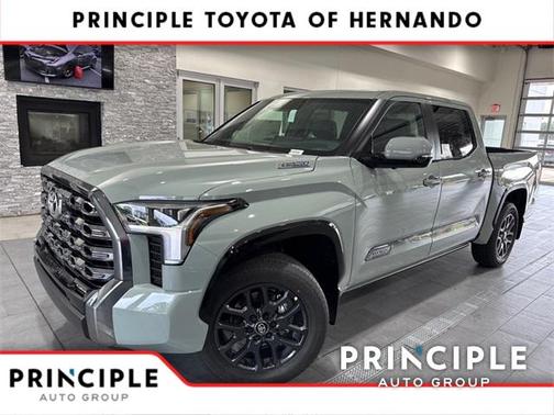 2025 Toyota Tundra Hybrid Platinum