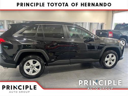 2021 Toyota RAV4 Hybrid XLE