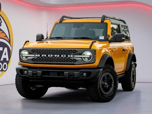 CYBER ORANGE MET TRI-COAT 2022 Ford Bronco Badlands