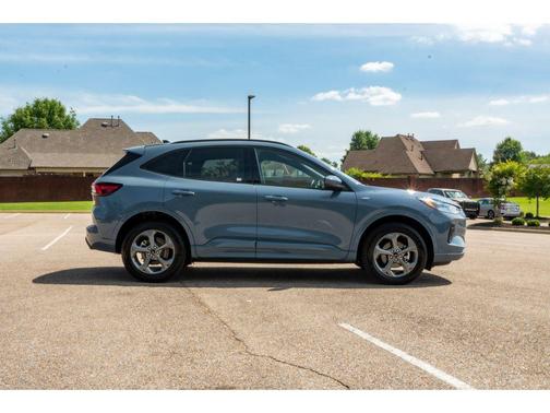 VAPOR BLUE METALLIC 2024 Ford Escape ST-Line Select