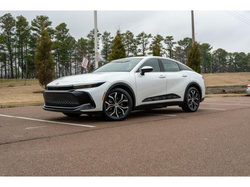 2023 Toyota Crown XLE