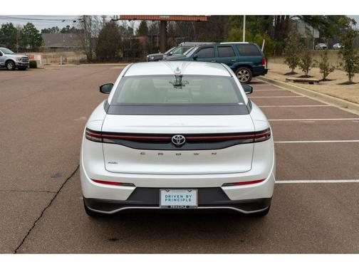 2023 Toyota Crown XLE