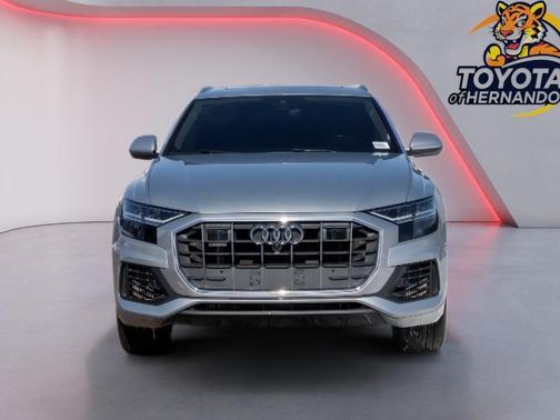 2022 Audi Q8 55 Premium Plus