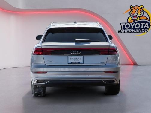 2022 Audi Q8 55 Premium Plus