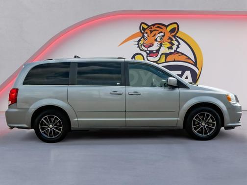 Billet Clearcoat 2017 Dodge Grand Caravan SXT