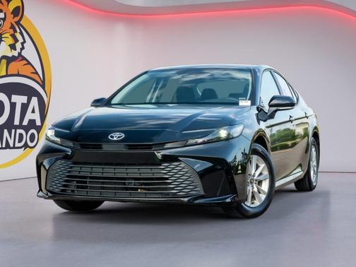 Midnight Black Metallic 2025 Toyota Camry LE