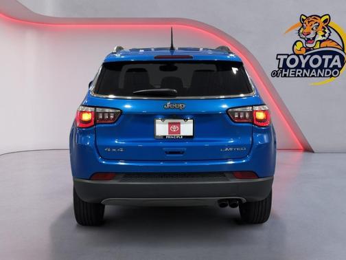 Laser Blue Pearlcoat 2019 Jeep Compass Limited