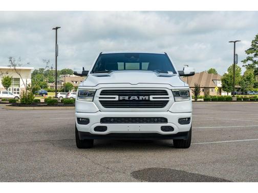 Bright White Clearcoat 2023 RAM 1500 Laramie