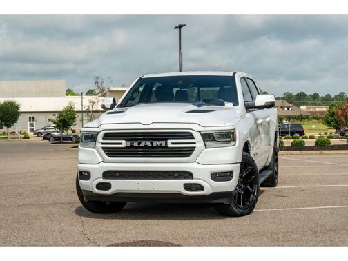 Bright White Clearcoat 2023 RAM 1500 Laramie