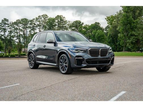 Arctic Grey Metallic 2022 BMW X5 M50i