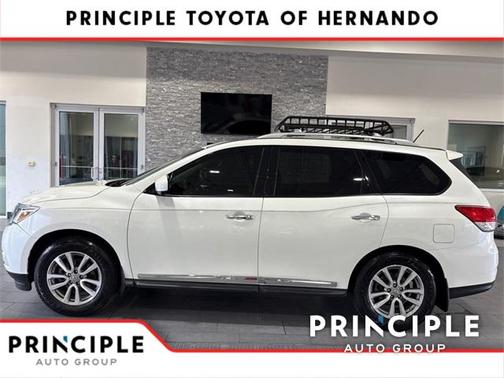 2015 Nissan Pathfinder SL