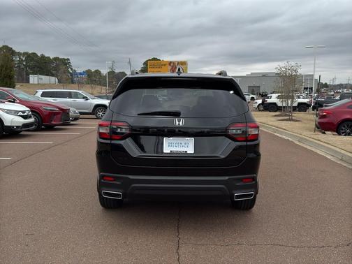 2025 Honda Pilot Sport