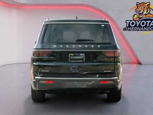 Diamond Black Crystal Pearlcoat 2022 Jeep Wagoneer Series III 4x4
