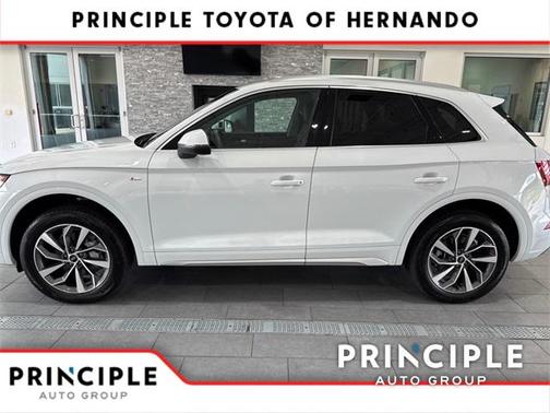 2024 Audi Q5 45 S line Premium Plus